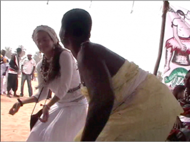 Benin_Tanzfestival_Annett_2_Kopie.PNG